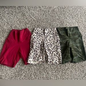 3 pairs new Colorfulkoala biker shorts with side pockets!